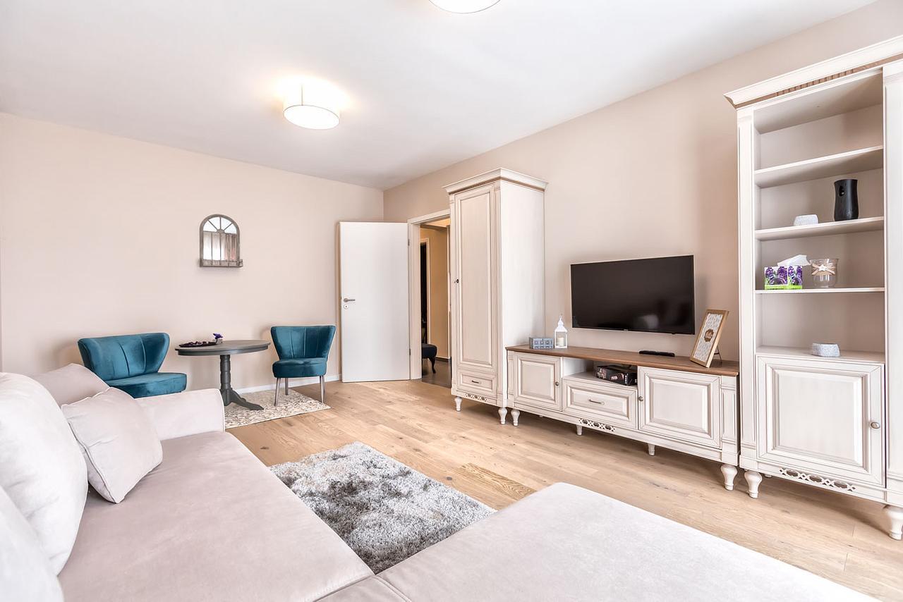 Cosmopolit Booking Брашов Экстерьер фото