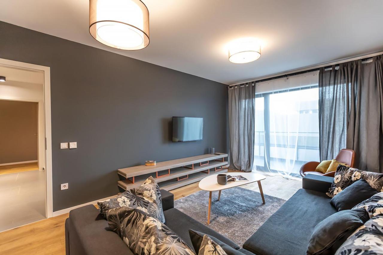 Cosmopolit Booking Брашов Экстерьер фото