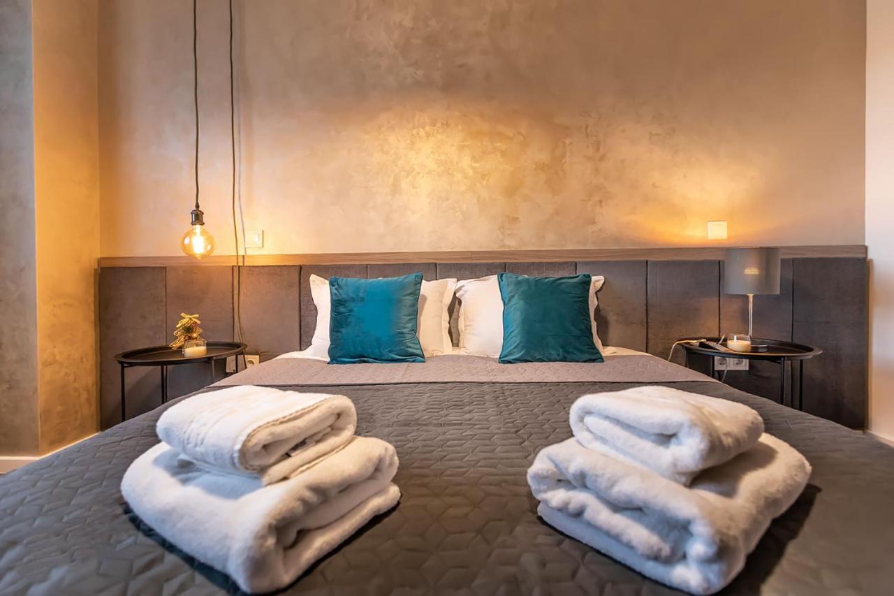 Cosmopolit Booking Брашов Экстерьер фото